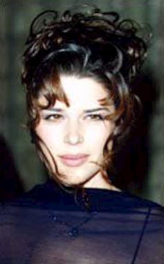 Neve Campbell